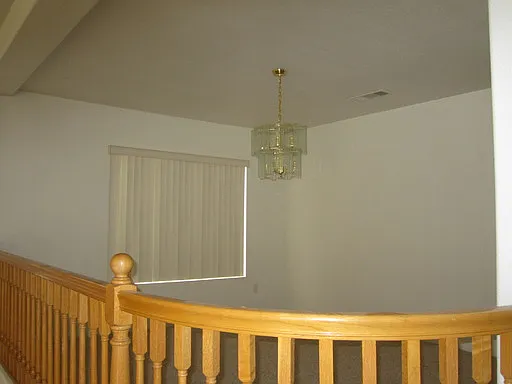 5 bed, 3788 sqft, $3,200 — Photo 4