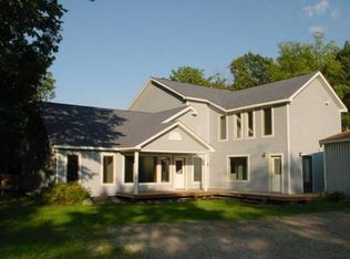 6918 Oak Grove Rd, Howell, MI 48855