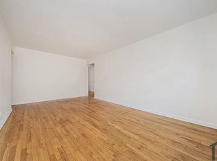 15314 73rd Ave, Flushing, NY 11367