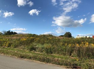 830 Quiet Oaks Way, Dandridge, TN 37725