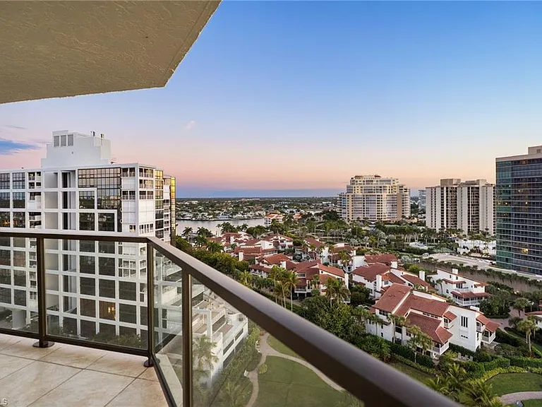 4901 Gulf Shore Blvd N #1604 — Photo 19