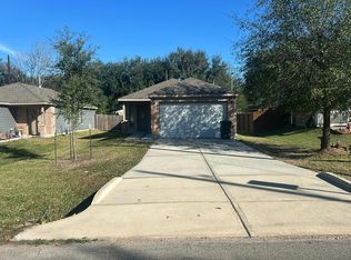 513 Hospital St, Tomball, TX 77375