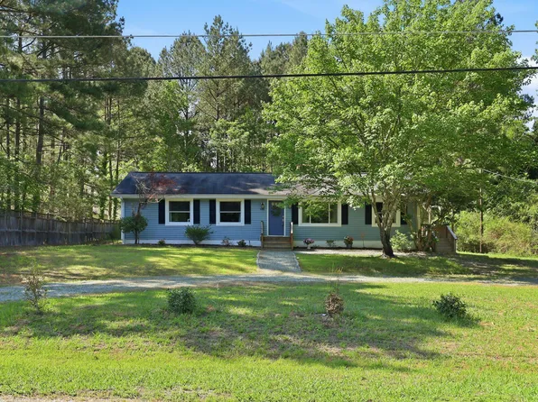 5604 Bobcat Rd, Chapel Hill, NC 27516