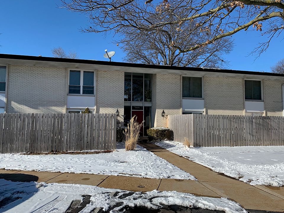 1st image of 10451 Briarbend Dr APT 8