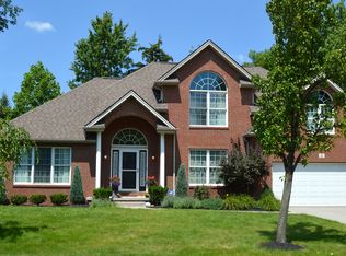 2 Wik St, Williamsville, NY 14221