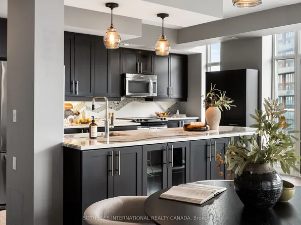 85 E Liberty St #1913, Toronto, ON M6K 0A2