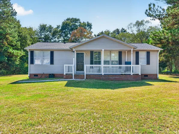 8512 Wayfair Ct, Fuquay Varina, NC 27526