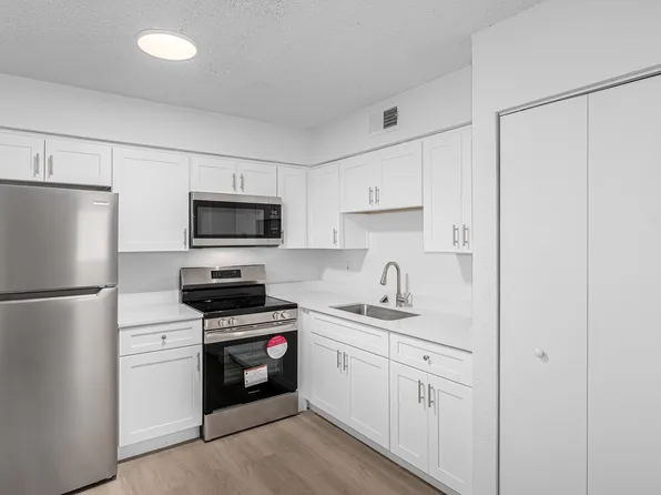 Running Brook Apartments