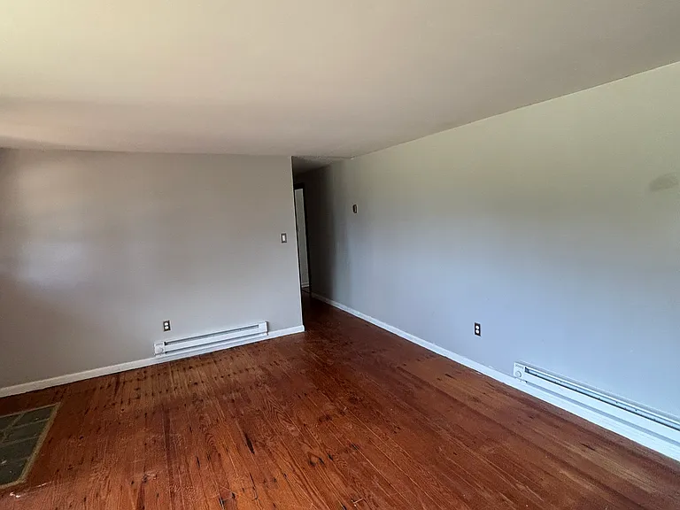 10 North Ave — Photo 7