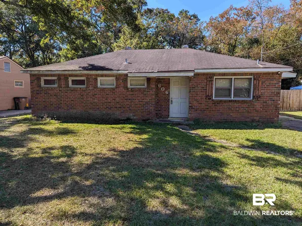 606 Louise Dr W, Mobile, AL 36606