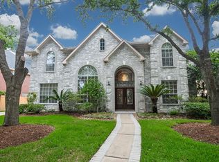 26 Pebblestone Walk, Sugar Land, TX 77479