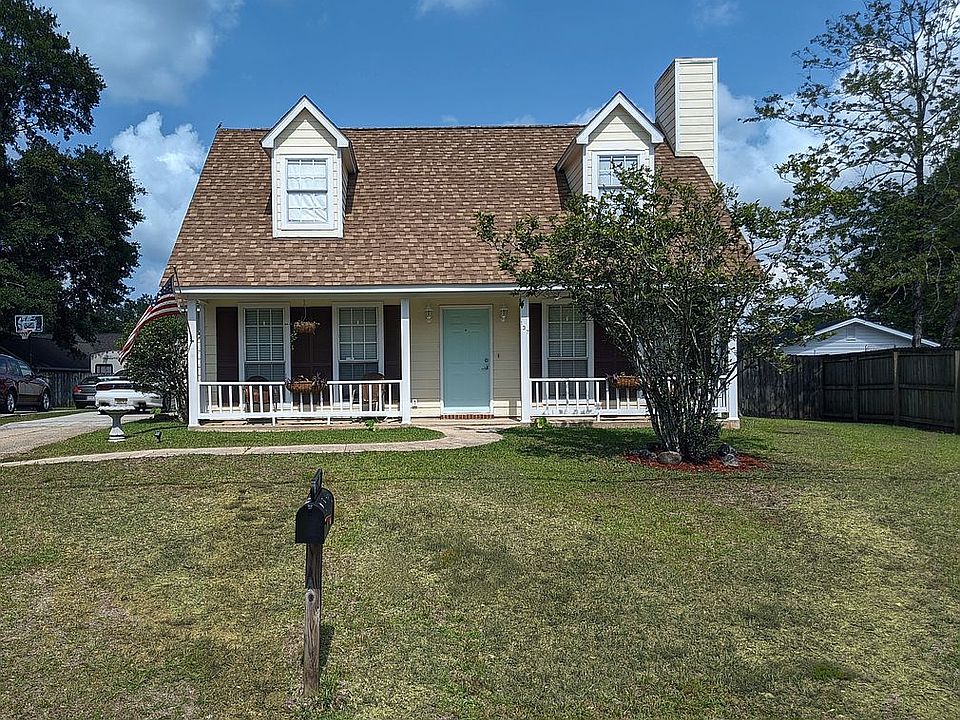 1st image of 137 Robbins Blvd