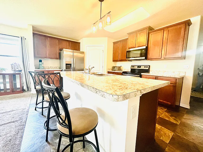 315 Brooklet Cir — Photo 3
