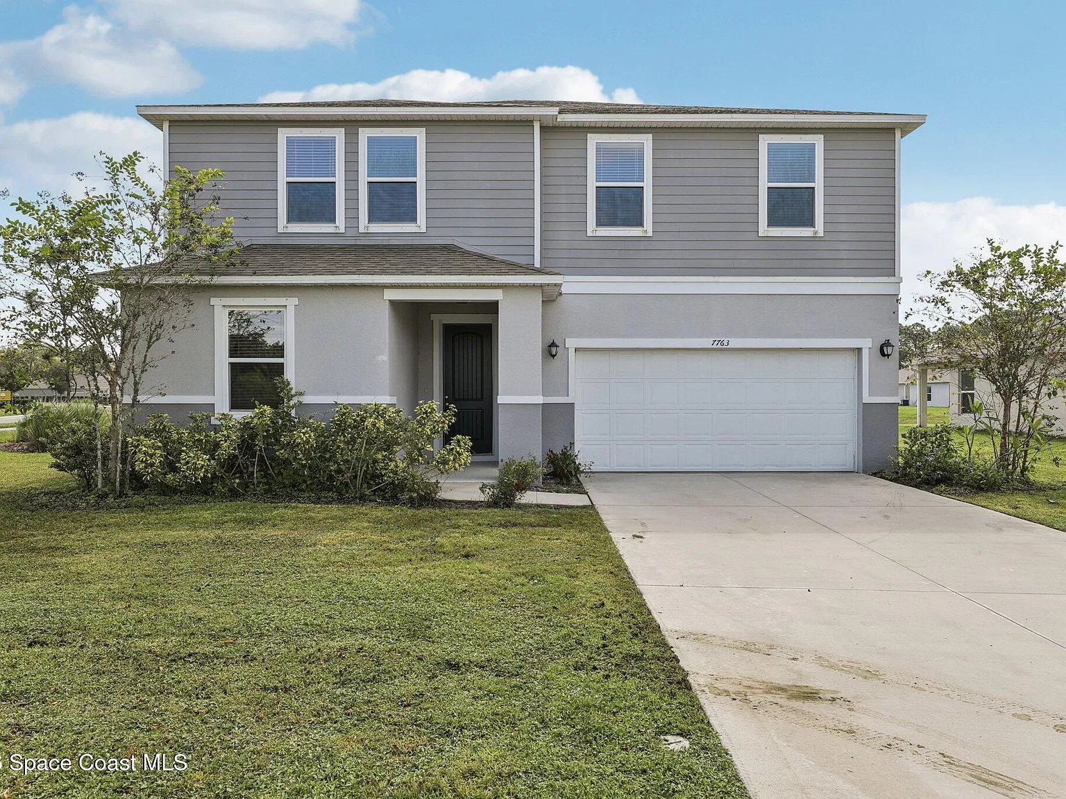 5 bed, 3.0 bath, 2654 sqft, $3,200 — Photo 1