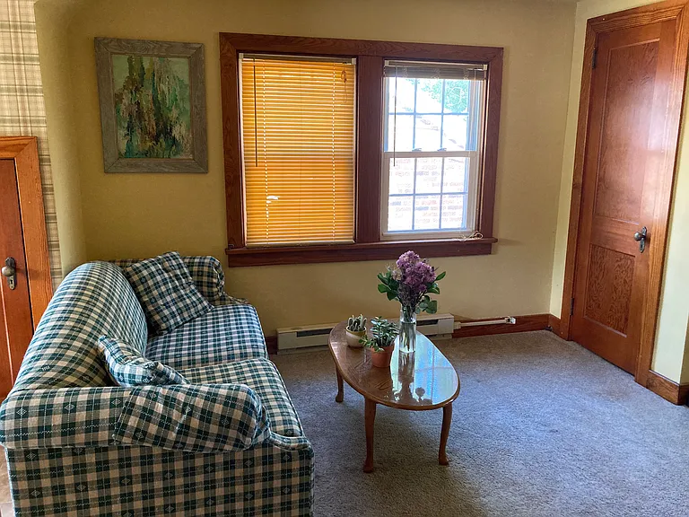 1228 N Pitt St #2 — Photo 4