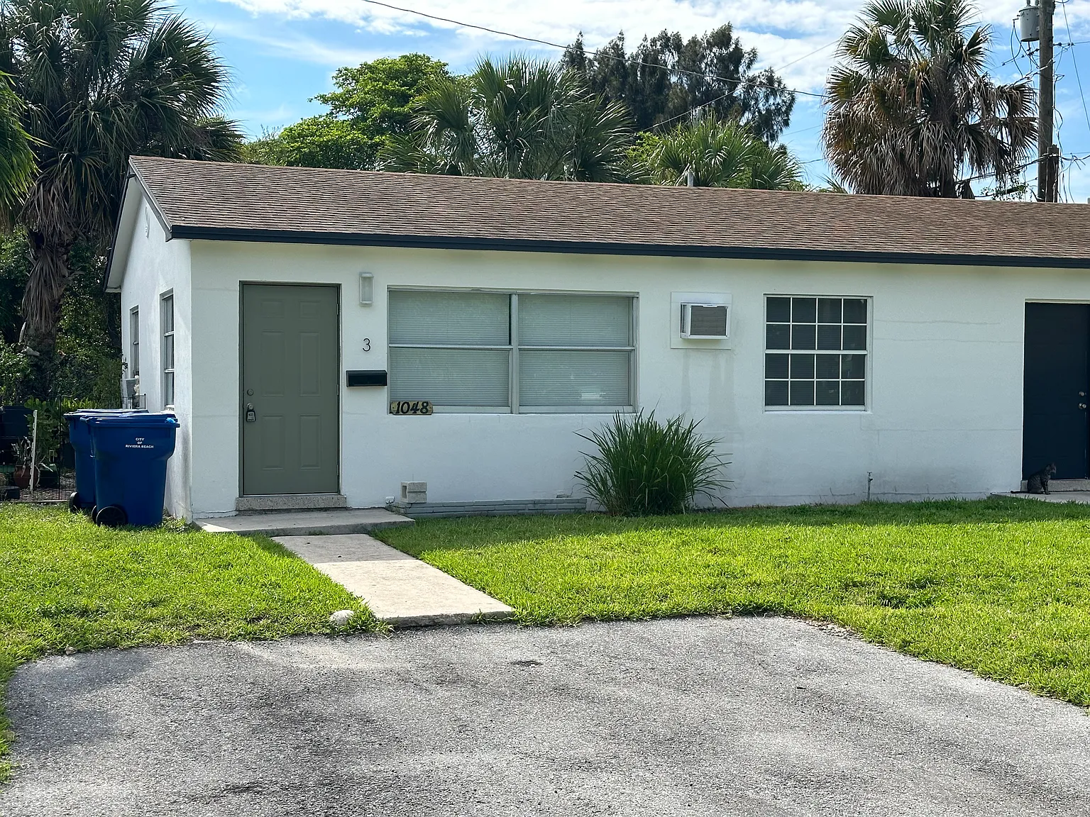 2 bed, 600 sqft, $1,950 — Photo 1