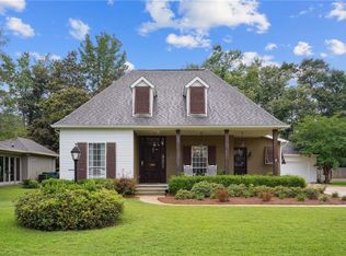 1116 Rue Chinon, Mandeville, LA 70471