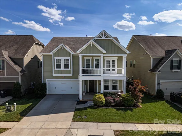 1300 Thessallian Ln, Indian Trail, NC 28079