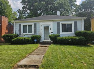 207 W Thirteen Mile Rd, Royal Oak, MI 48073