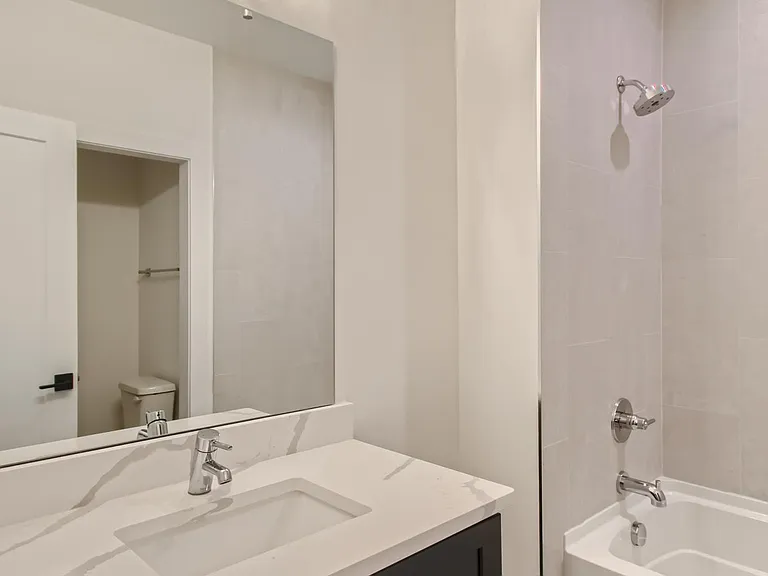 408 Serenity Ln — Photo 13