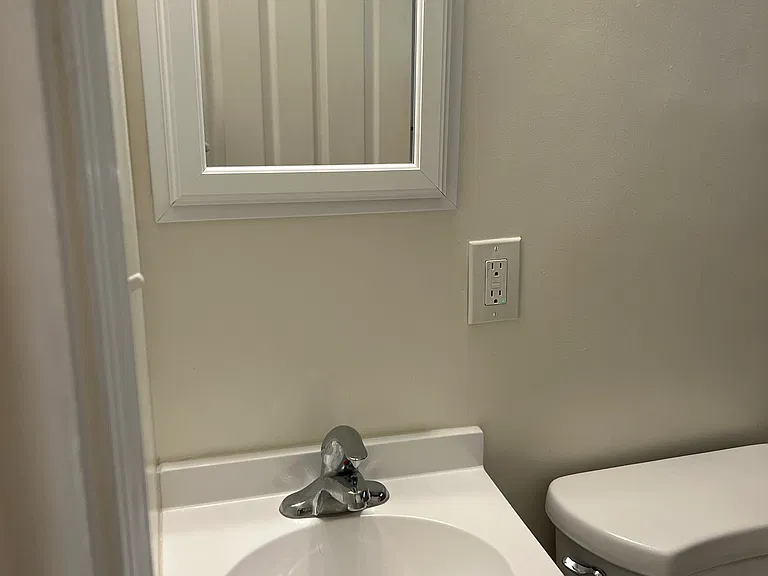 204 Talisman Dr — Photo 27
