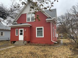 430 Nebraska Ave SW, Huron, SD 57350