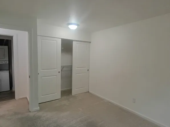 16100 Bothell Everett Hwy #E105, Bothell, WA 98012