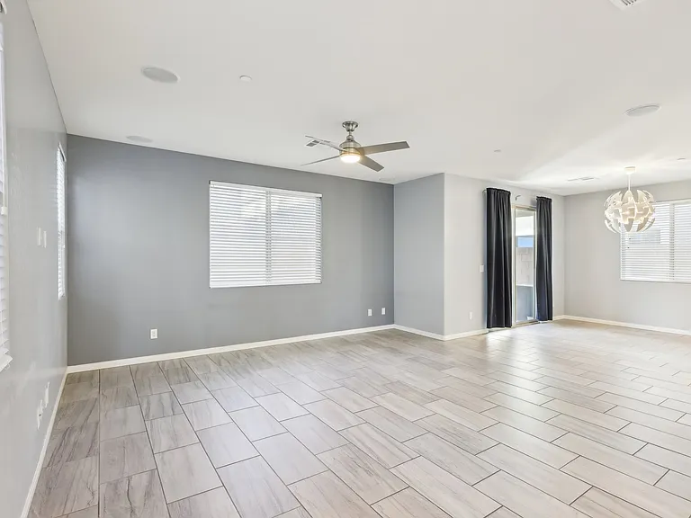457 Cornelius Kelly Ave — Photo 7