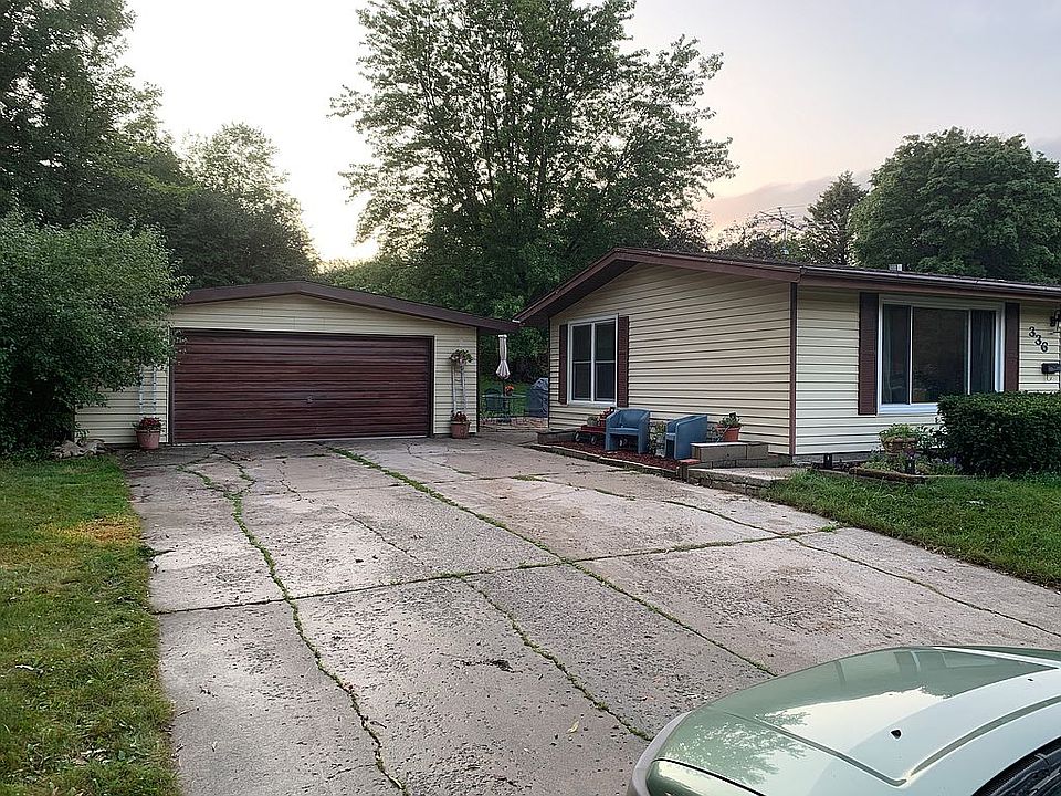 1st image of 336 S Bruns Ave