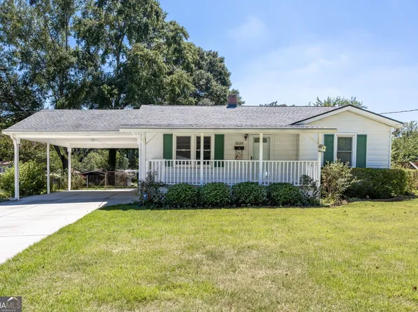 1024 Oakdale Dr SE, Smyrna, GA 30080