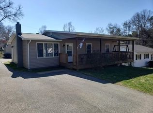 212 E 35th St, Buena Vista, VA 24416