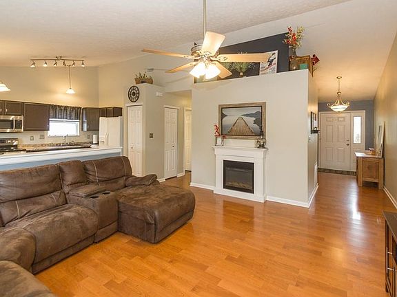 5th image of 5532 Glen Canyon Dr