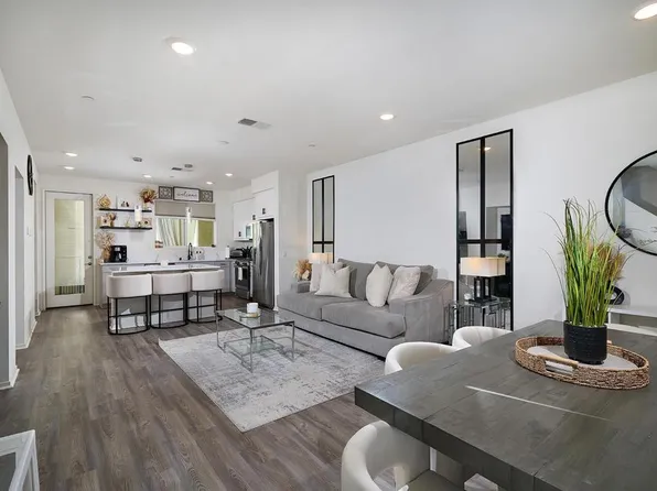 5204 Surfwalk Way Unit 159, San Diego, CA 92154