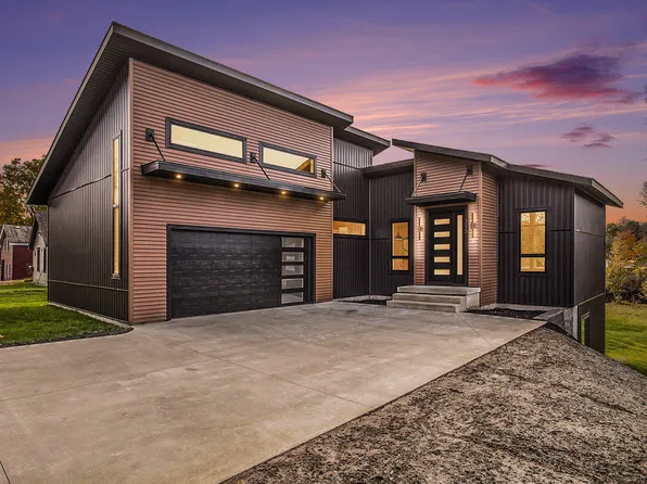 315 W High St, Union City, MI 49094