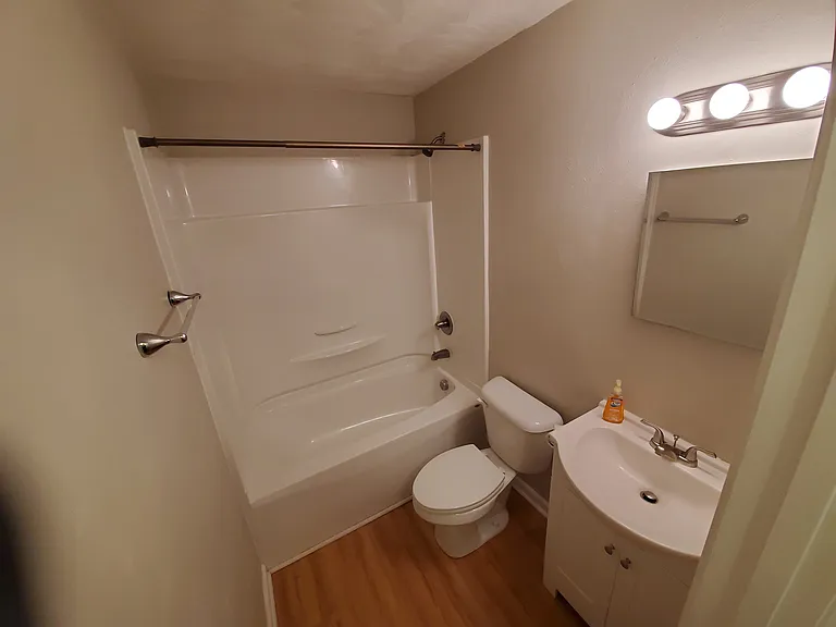 8021 Ransom Rd — Photo 15