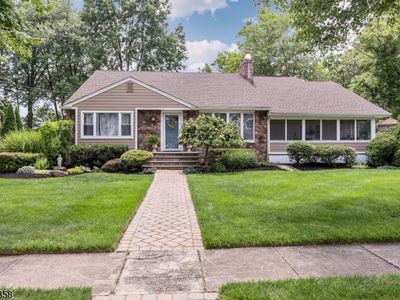 36 Manchester Dr, Westfield, NJ, 07090