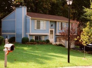 10112 Tobacco Leaf Ln, Gaithersburg, MD 20882