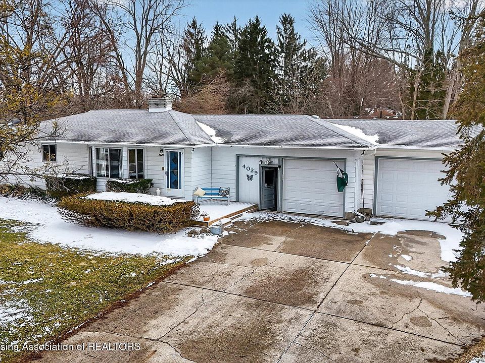 1st image of 4029 N Pine Dell Dr