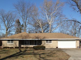 2699 E Riverview Dr, Kankakee, IL 60901