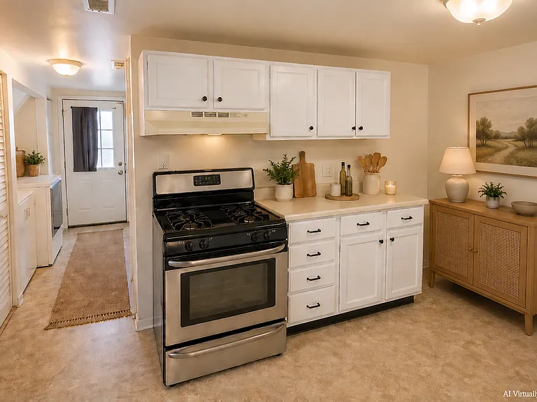 5216 S Laramie Ave #2 — Photo 2