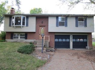 4561 N Park Forest Cir, Batavia, OH 45103