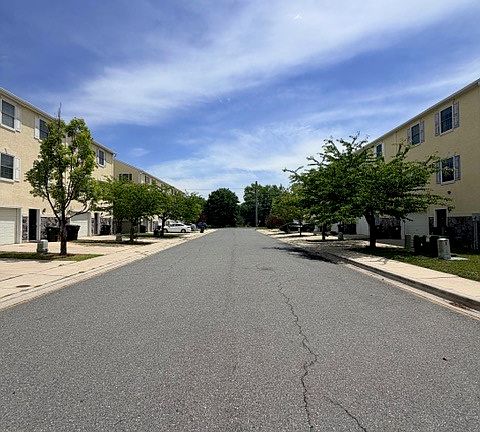 4th image of 4 Cochran Way #4