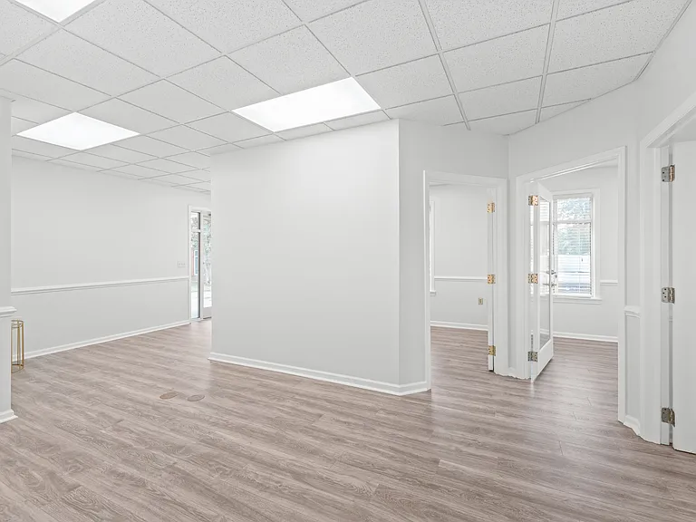 10316 Feldfarm Ln — Photo 24