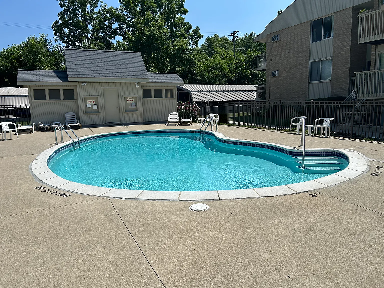 1 bed, 556 sqft, $1,450 — Photo 3
