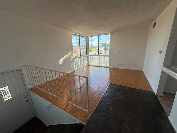13530 Moorpark St APT 6, Sherman Oaks, CA 91423