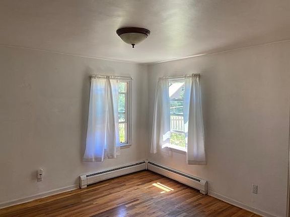 East bedroom