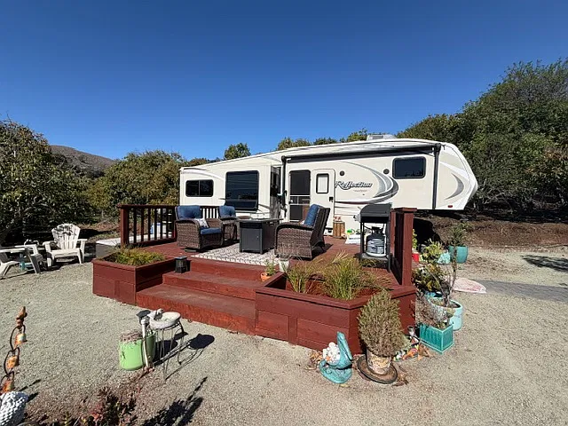 1 bed, 350 sqft, $1,750 — Photo 1
