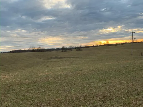 2 Chrisman Mill Rd, Nicholasville, KY 40356