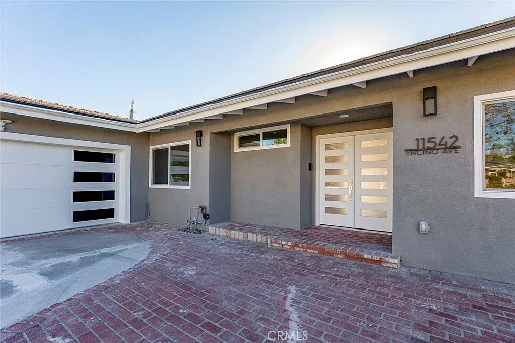 5 bed, 5.5 bath, 2264 sqft, $13,000 — Photo 3