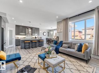 6602 38th Ave, Beaumont, AB T4X2C5